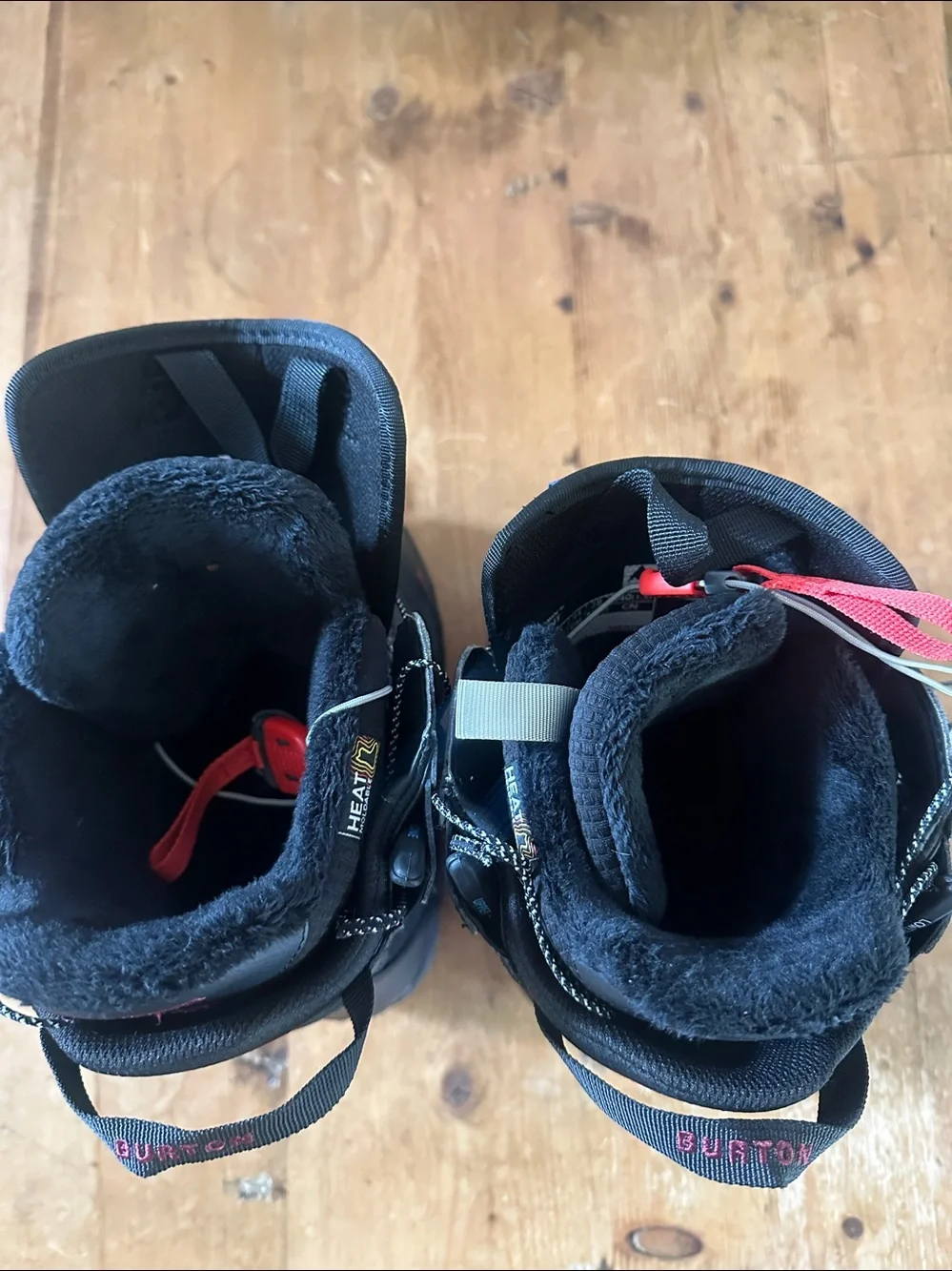 BURTON WOMEN'S MINT BLACK SNOWBOARDING BOOTS HEAT MOLDABLE 7 NEW NO TAGS 7